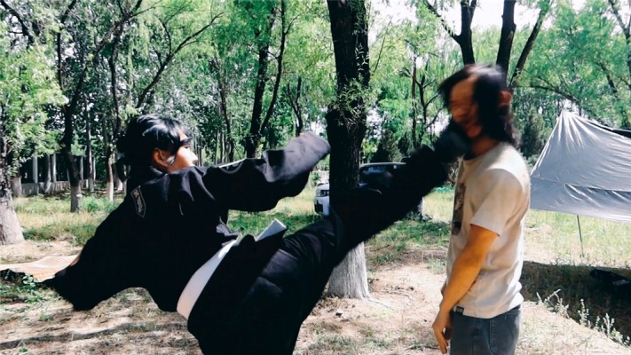 图片[15]_【冰时代】野外踹脸踢死偷窥者冰果棍_绳缚吧