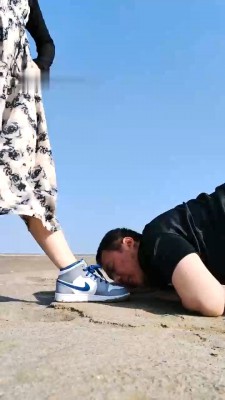 图片[5]_【悦主】沙滩遛狗被人看见吓到关播-骑马爬行/舔脏鞋棉袜 bf28606_绳缚吧