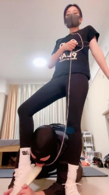图片[4]_【小妮】运动女神踢裆/全体重踩跺/骑马坐垫/浓痰 bf28611_绳缚吧