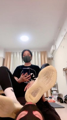图片[9]_【小妮】运动女神踢裆/全体重踩跺/骑马坐垫/浓痰 bf28611_绳缚吧