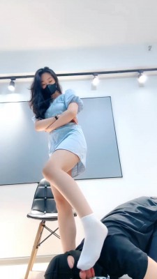 图片[5]_【禾未】御姐小白鞋白袜气味羞辱/脚踩喂食 bf29062_绳缚吧