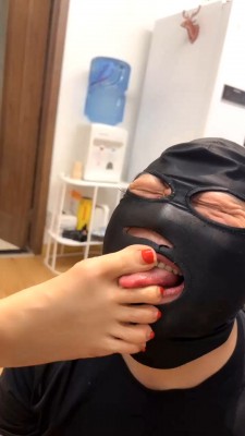 图片[7]_【薄荷S】臭脚窒息/踩喂食/夹狗舌/口吐喂食 bf29119_绳缚吧