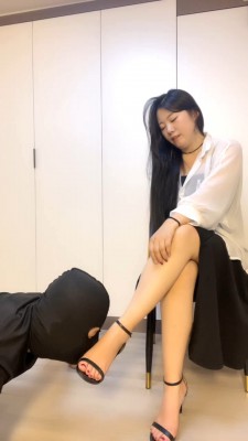 【羊羊】骑马爬行/胯下辱/原味脚脏鞋恋足 bf29140_绳缚吧