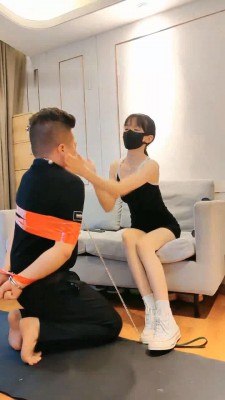 【美学】搏击女教练的多用途家奴/人体沙袋/地毯脚垫 bf29134_绳缚吧