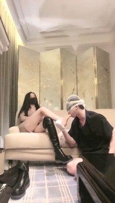 图片[5]_【妆主大大】长靴小白袜气味羞辱-揪耳朵 bf29067_绳缚吧