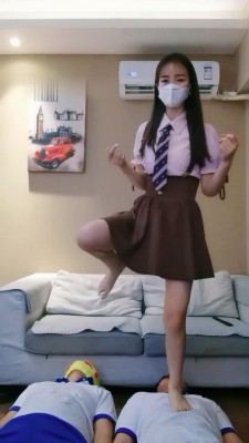 图片[10]_【璎珞】学姐S虐调双狗/踩跺/深喉/舔裸足酸奶/滴蜡【完整版】bf28993_绳缚吧
