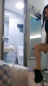 【乐乐】带闺蜜调CD圈养狗/骑马/插嘴/裸足喂酸奶 JS23060201_绳缚吧