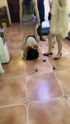 图片[3]_【天津女仆店】4S姐妹群调/当坐垫轮流伺候/钻胯/舔脚 bf28934_绳缚吧