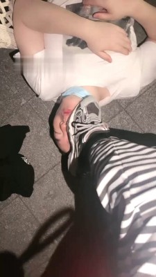 图片[4]_【一诺大小姐】超强户外-舔脏鞋/口水吐脸/圣水盛宴/骑马踩踏 bf28931_绳缚吧
