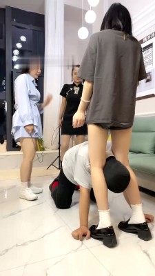 图片[6]_【阿昆】3S学生主-运动鞋踩/人肉座椅/踩踏转胯闻臭袜/喝圣水 bf28869_绳缚吧