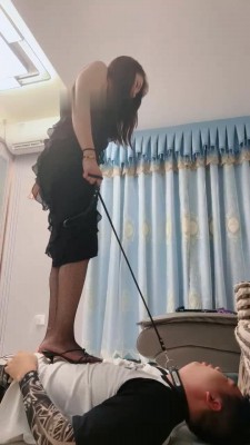 图片[6]_【木子大大】跪舔女神/骑马坐头/高跟踩踏/丝袜绑舌头/深喉 bf28862_绳缚吧