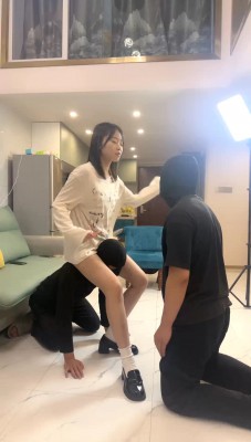 图片[8]_【阿昆】皮鞋白袜全体重踩双狗-转胯骑马耳光-裸足舔 bf28845_绳缚吧