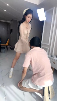 图片[6]_【狗哥】气质女神-舔脏鞋/转胯耳光/脚深喉/圣水淋 bf28792_绳缚吧
