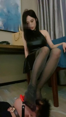 图片[9]_【不知名美女】夜店女神开发调-强制吸味/戴口塞高跟插嘴/虐乳 bf28794_绳缚吧