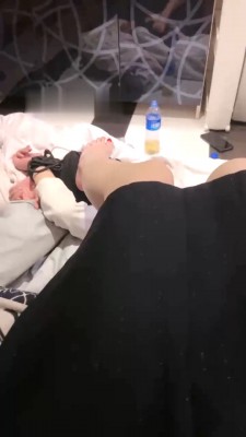 图片[7]_【佳佳】捆绑裸足踩踏/强制圣水/鞭打脚插嘴 bf28838_绳缚吧
