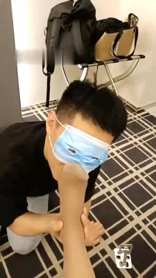 图片[2]_【梵高】美女姗姗-舔闻原味丝袜脚【下】  JS23052832_绳缚吧