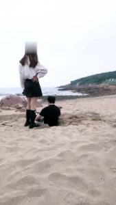 【宸宸】海滩沙子活埋窒息/强制圣水 bf28820_绳缚吧