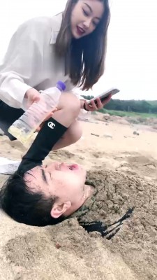 图片[7]_【宸宸】海滩沙子活埋窒息/强制圣水 bf28820_绳缚吧