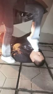 【女巫大人】阳台暴虐跟踪狂-踩狗爪/狗爬行/耳光舔脏鞋/棉袜塞嘴 bf28897_绳缚吧