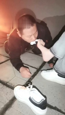 图片[3]_【女巫大人】阳台暴虐跟踪狂-踩狗爪/狗爬行/耳光舔脏鞋/棉袜塞嘴 bf28897_绳缚吧