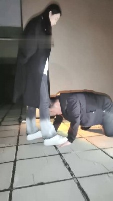 图片[8]_【女巫大人】阳台暴虐跟踪狂-踩狗爪/狗爬行/耳光舔脏鞋/棉袜塞嘴 bf28897_绳缚吧