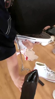 图片[6]_【猫咪大大】脚踩喂食/舔多双脏鞋底/做舔马桶 JS23052620_绳缚吧