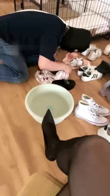 图片[7]_【猫咪大大】脚踩喂食/舔多双脏鞋底/做舔马桶 JS23052620_绳缚吧