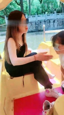 图片[5]_【梦幻大大】母畜-户外游船伺候-脏鞋踩脸/耳光/棉袜崇拜/拧耳朵 bf28489_绳缚吧