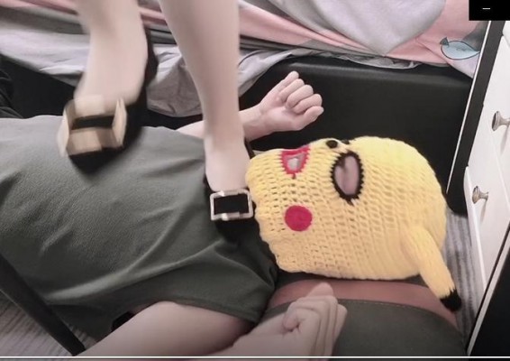 图片[3]_【是车车啊】踩脖子插嘴，舒服吧_绳缚吧