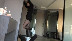 【彼岸花】黑丝AJ 踩踏贱狗 YC-221207-3_绳缚吧