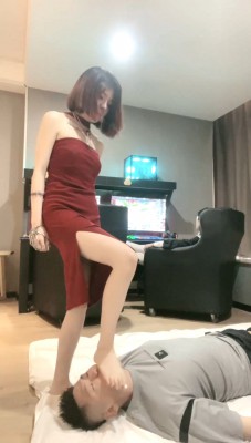 图片[3]_【智恩】电竞酒店-三人修女妹妹哥哥反被调-踩踏滴蜡耳光-喂口水 bf29442_绳缚吧