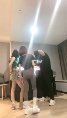 【智恩】电竞酒店-双S重度提档/踩踏/骑马 JS23061301_绳缚吧