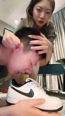 图片[4]_【jenn】学生S-小白鞋踩/裸足狂舔/揪耳朵/喂食圣水泡面 bf29481_绳缚吧