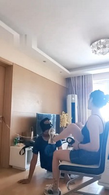 图片[4]_【方野】晨跑后运动鞋踩狗/狗链栓狗/舔地板脏水 bf29508_绳缚吧