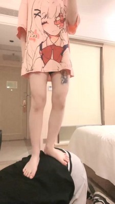 图片[5]_【香芋朱朱】素人S调-闻舔小白鞋白袜/踩踏耳光提档【完整版】 bf29454_绳缚吧
