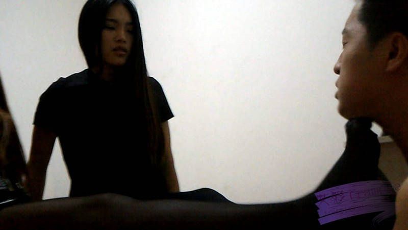 图片[5]_偷闻美女脚的下场_绳缚吧