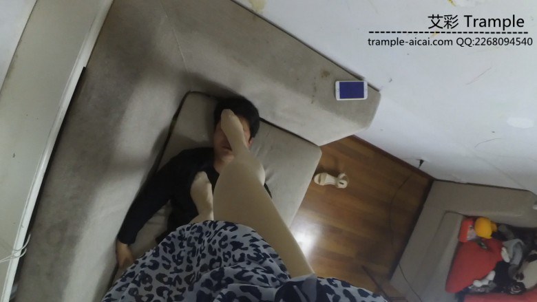 图片[3]_网上买的“光腿神器”打底裤袜踩踏_绳缚吧