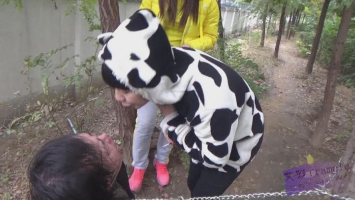图片[9]_【品丝阁】女主晨练小区遛狗_绳缚吧