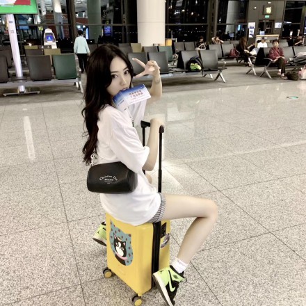 图片[2]_欢度五一巨献-白靴女王残酷调教_绳缚吧