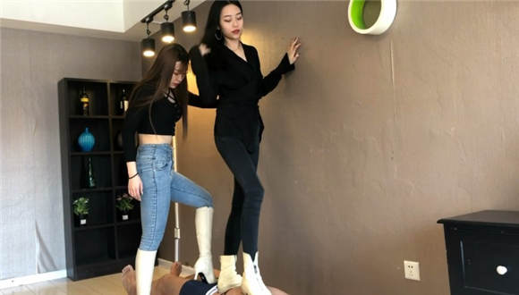 图片[13]_欢度五一巨献-白靴女王残酷调教_绳缚吧