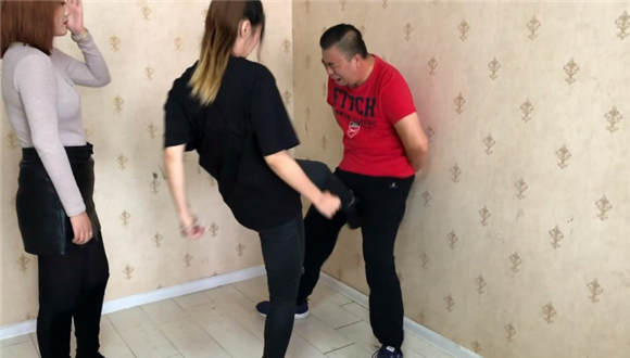 图片[13]_〖碎蛋娇娃〗尝尝皮靴女郎的厉害_绳缚吧