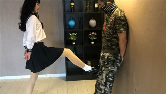 图片[3]_长腿女神的羞辱_绳缚吧