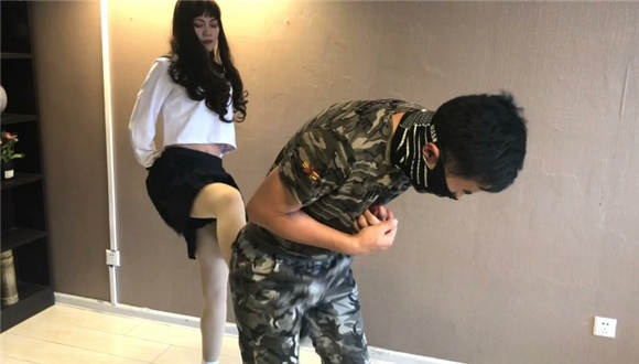 图片[4]_长腿女神的羞辱_绳缚吧