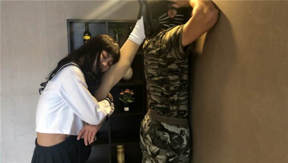 图片[9]_长腿女神的羞辱_绳缚吧
