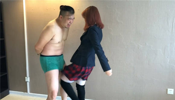 图片[13]_辰女神JK校园装膝顶地狱_绳缚吧
