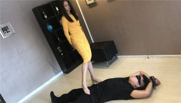 图片[13]_〖碎蛋娇娃〗美女惩罚入室小偷的特殊方式_绳缚吧