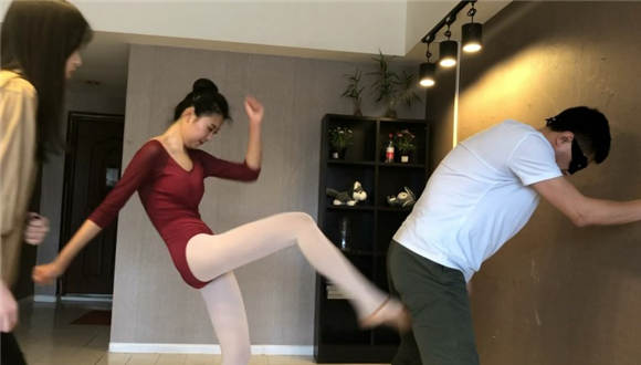 图片[9]_清纯少女の爆蛋踢_绳缚吧