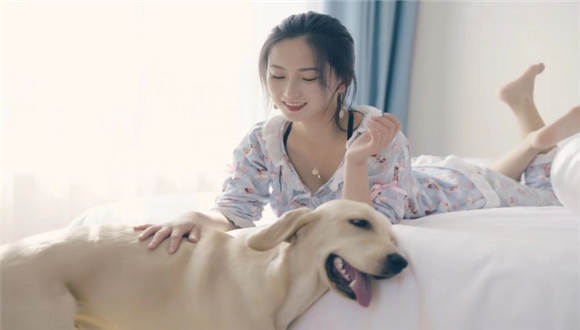 图片[2]_芷琳S帆布鞋调教_绳缚吧
