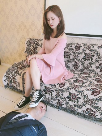 图片[4]_芷琳S帆布鞋调教_绳缚吧