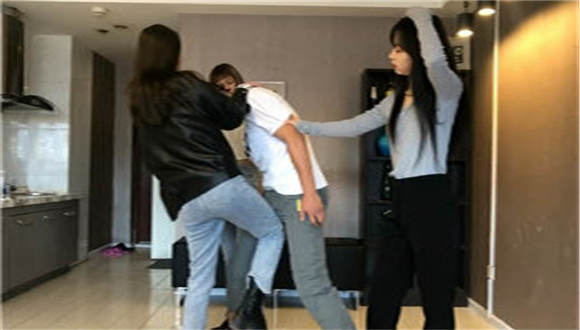 图片[7]_女子更衣室教训色狼_绳缚吧